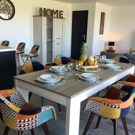 Holiday home Sur Les Routes De La